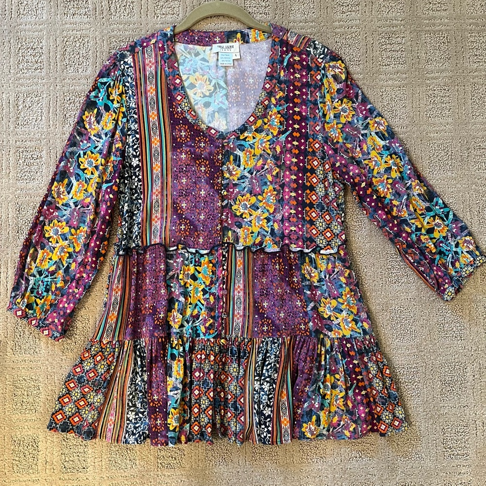 Tru Luxe Jeans boho type blouse.
